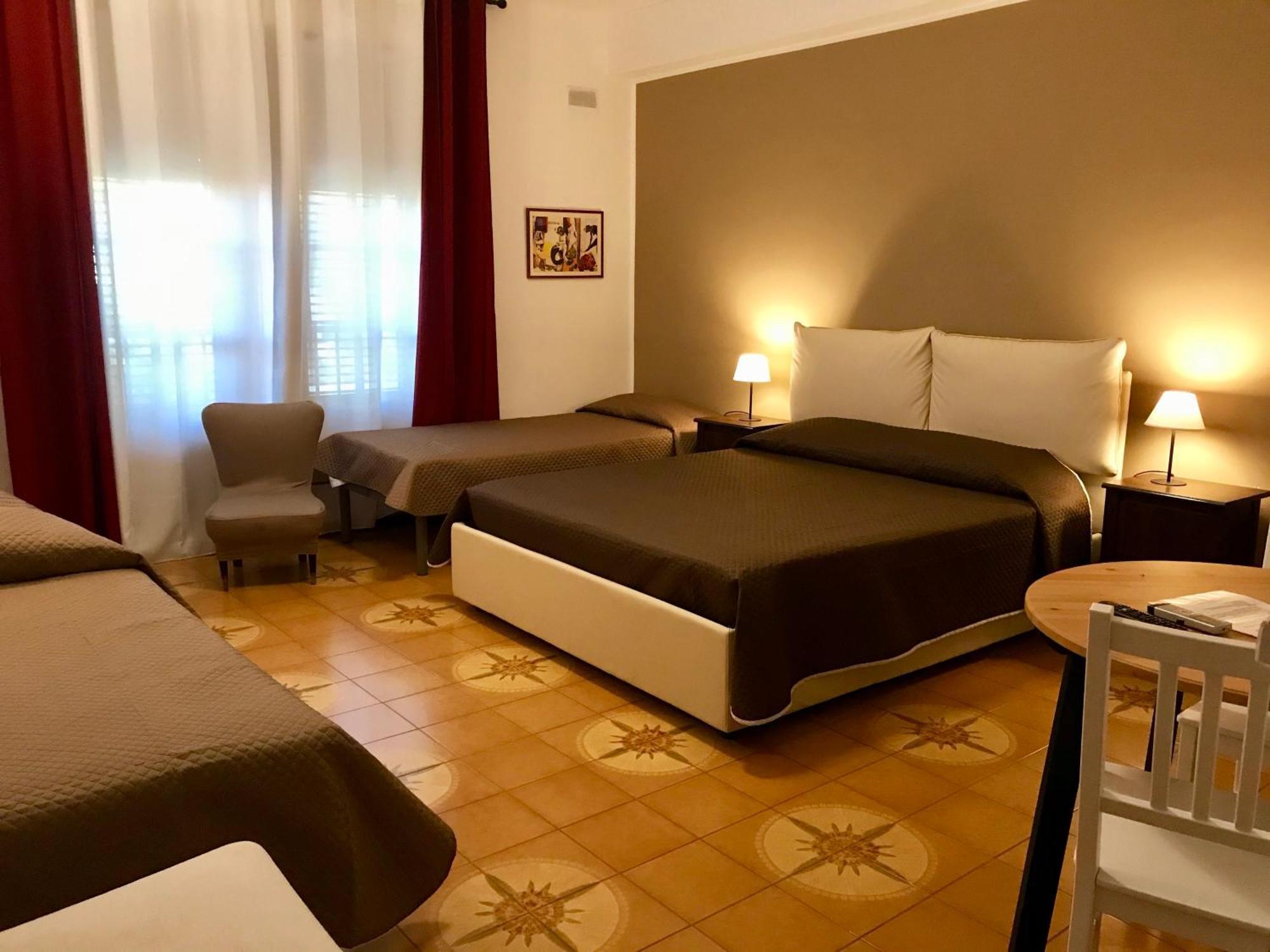Gli Artisti Apartments & Rooms Bagheria Habitación foto